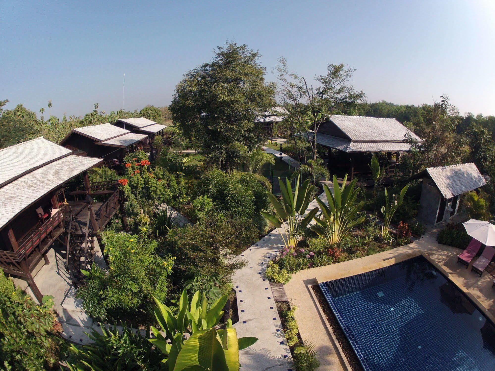 Little Village Chiang Mai Hang Dong Extérieur photo